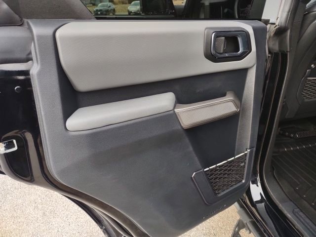 Used 2023 Ford Bronco Everglades image 15
