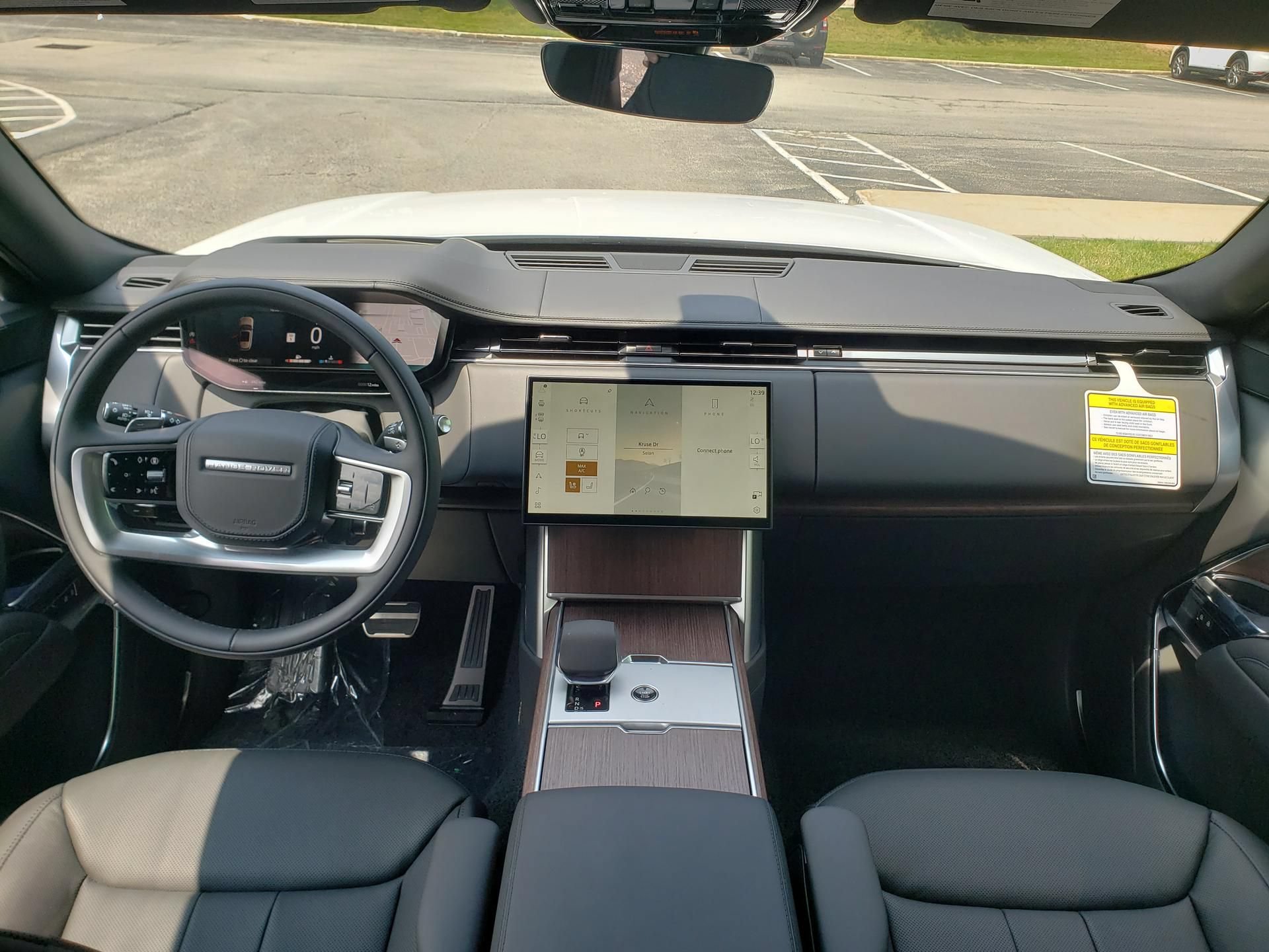 New 2026 Land Rover Range Rover SE AWD/4WD image 13