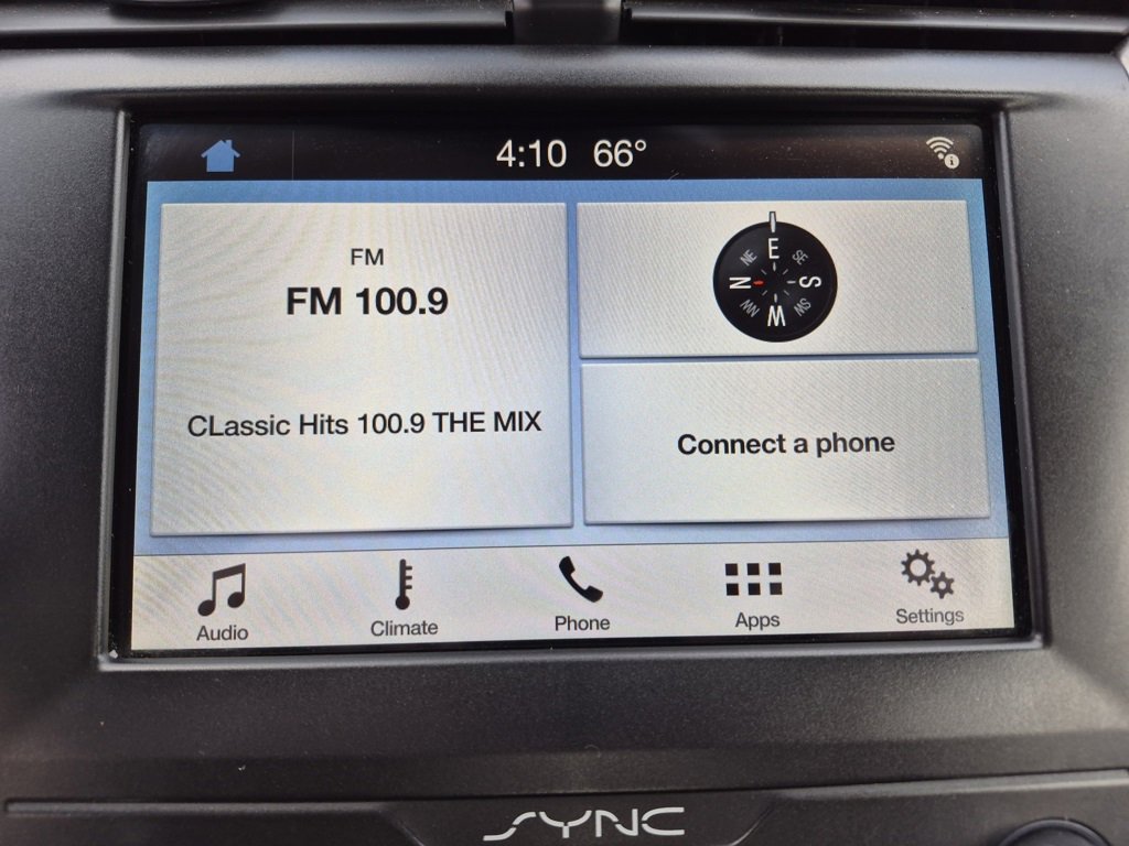 Used 2019 Ford Fusion SEL image 19