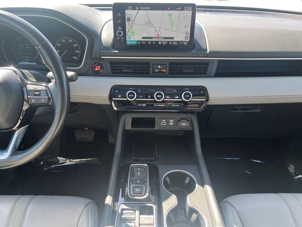 Used 2023 Honda Pilot Touring image 37
