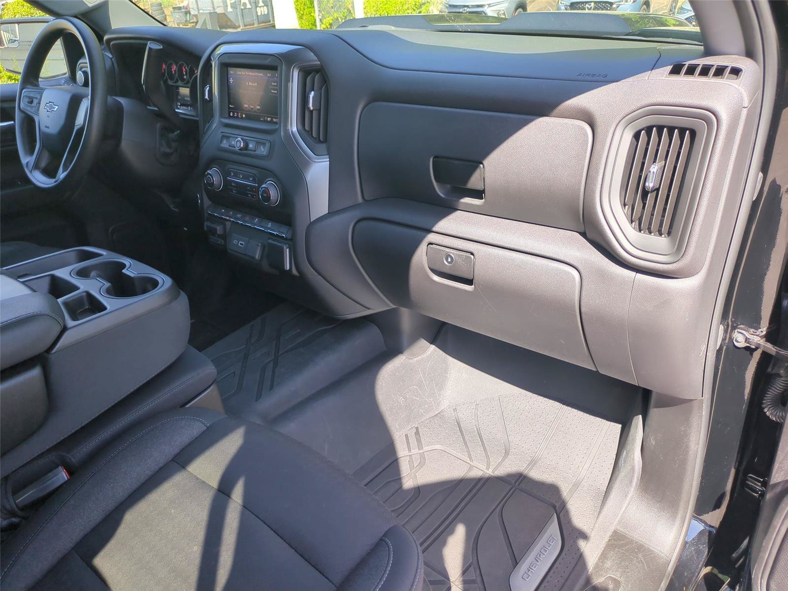 Used 2024 Chevrolet Silverado 1500 Custom Trail Boss AWD/4WD image 33