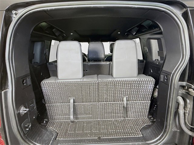 Certified 2023 Land Rover Defender 110 X-Dynamic SE image 28