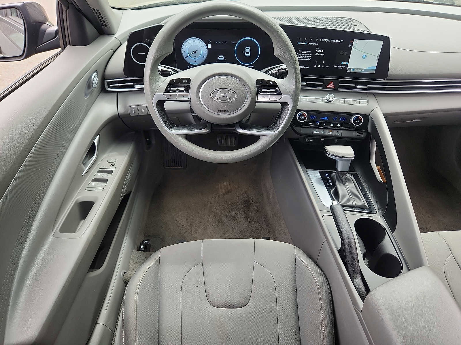 Used 2024 Hyundai Elantra SEL FWD image 11