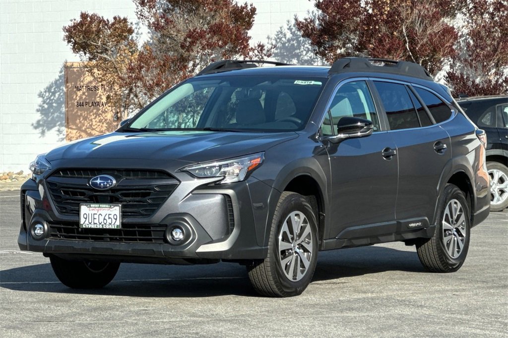 Used 2025 Subaru Outback Premium w/ Popular Package #1A image 8