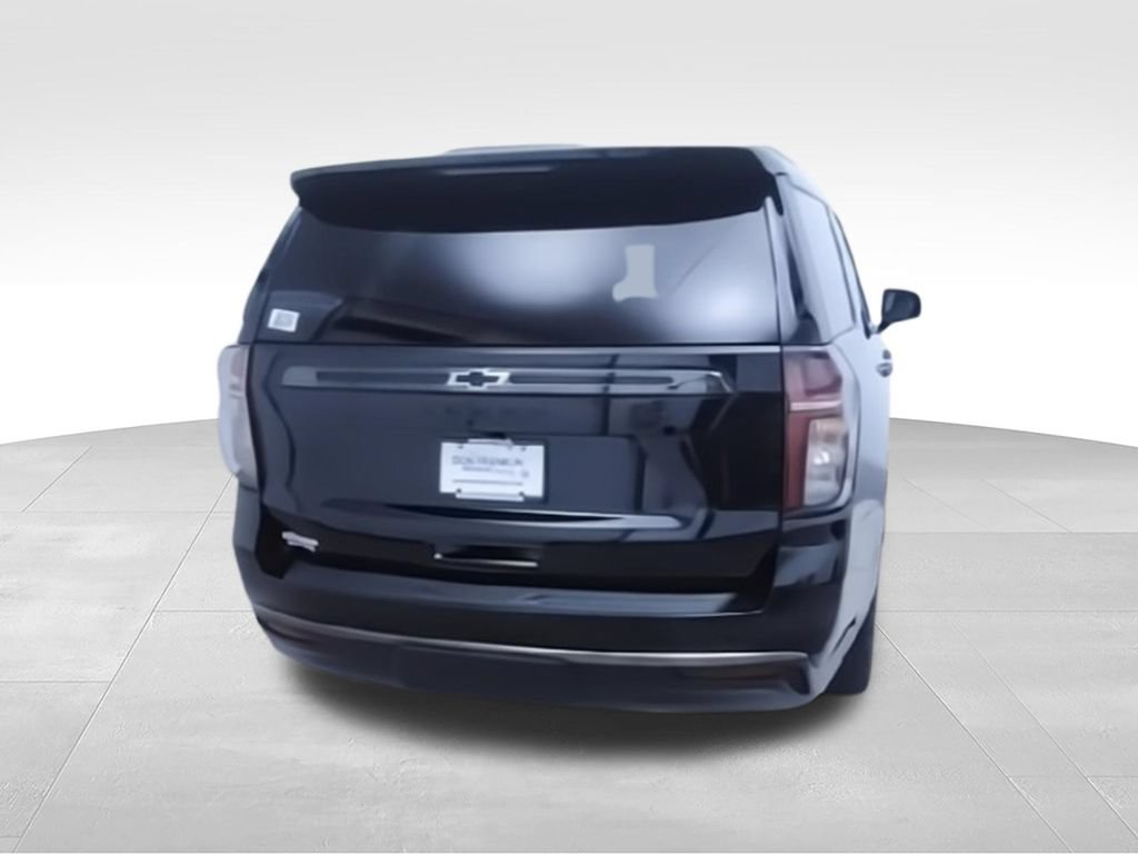 Used 2022 Chevrolet Tahoe Z71 w/ Z71 Off-Road Package AWD/4WD image 6