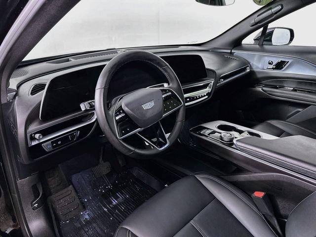 Used 2024 Cadillac Lyriq Tech AWD/4WD image 19