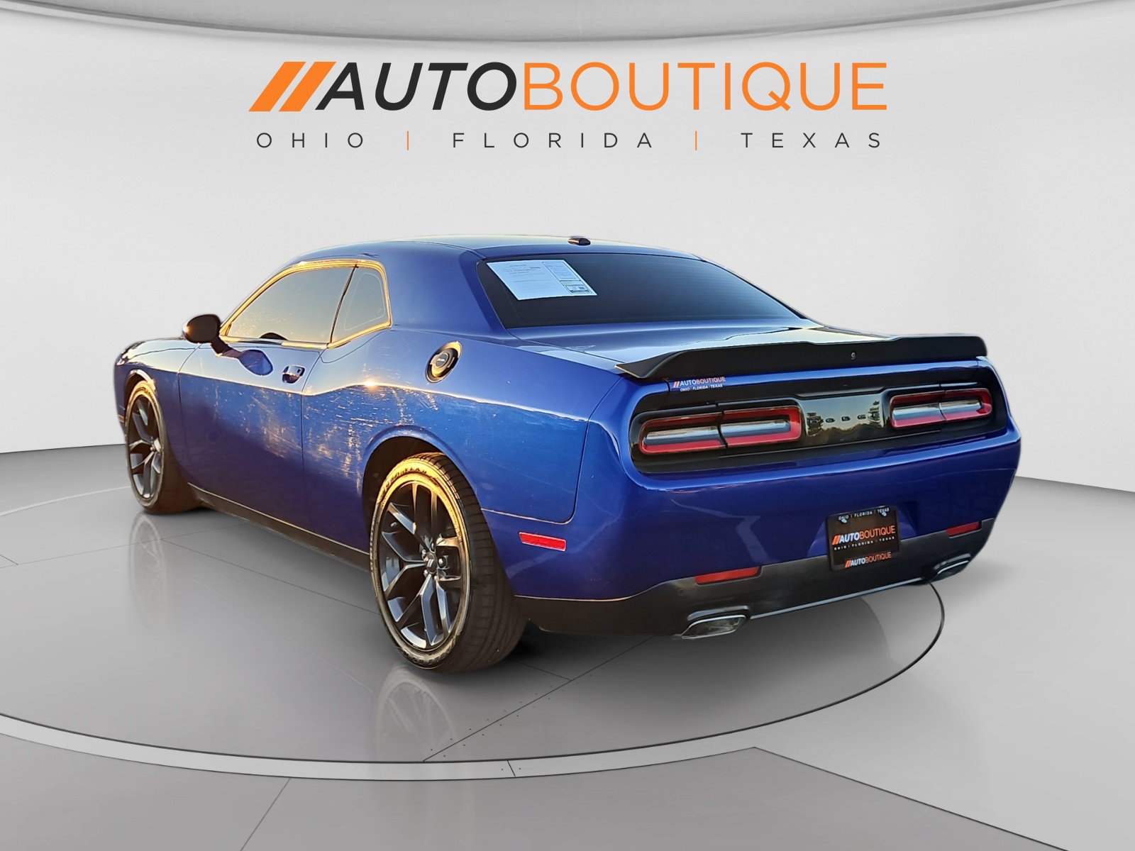 Used 2022 Dodge Challenger GT w/ Blacktop Package RWD image 3