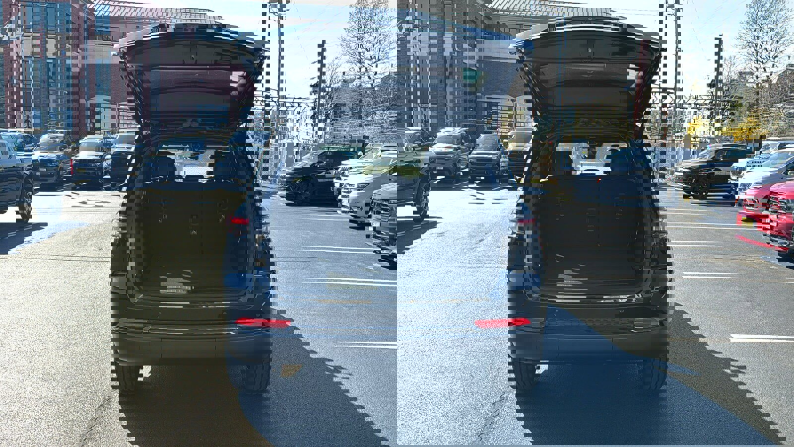 Certified 2024 Jeep Grand Cherokee Limited w/ Luxury Tech Group II image 7