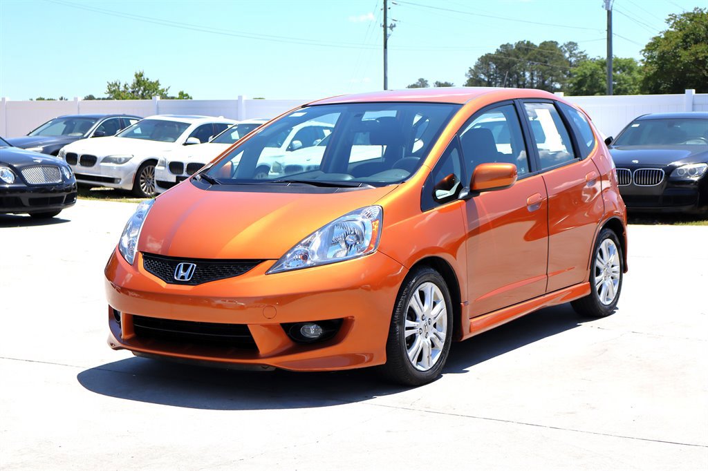 Used 2010 Honda Fit Sport image 3