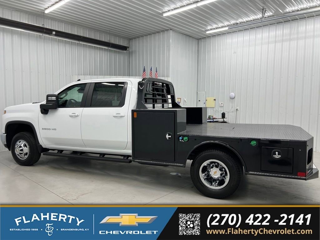 New 2026 Chevrolet Silverado 3500 LT w/ Convenience Package AWD/4WD image 2
