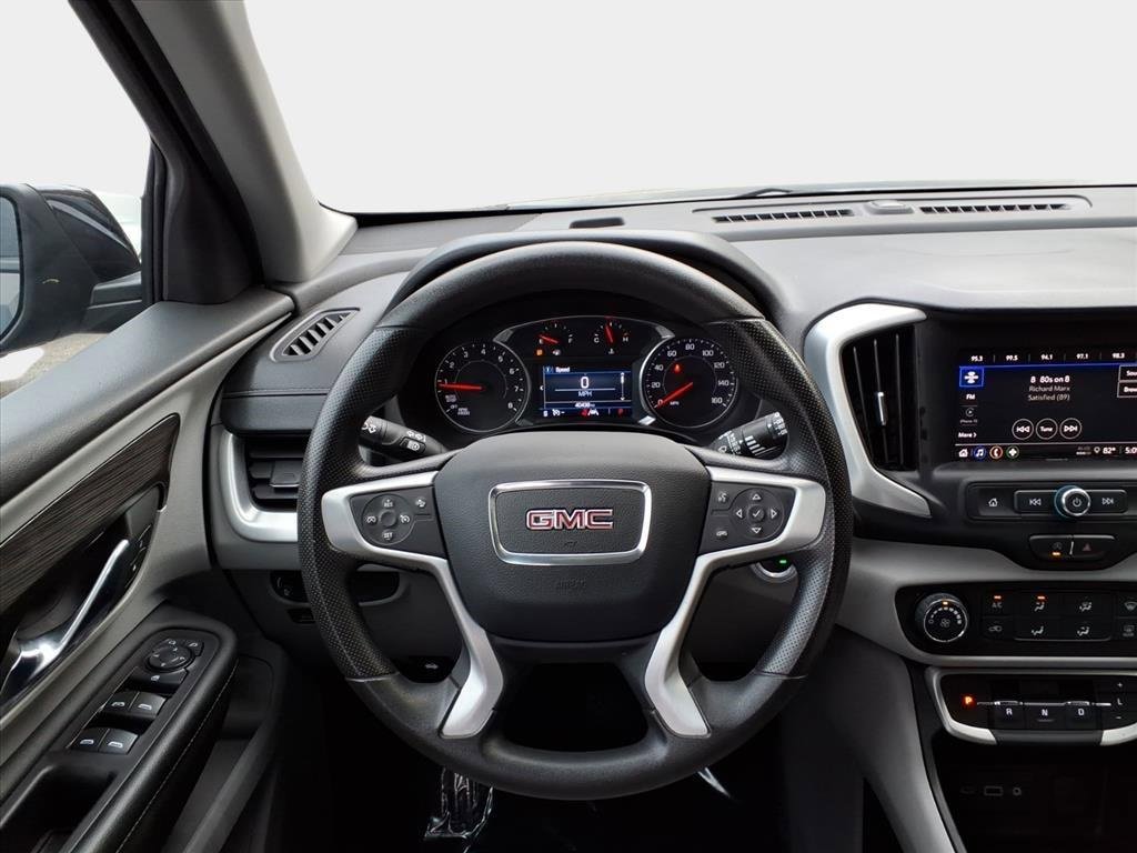 Used 2024 GMC Terrain SLE image 13