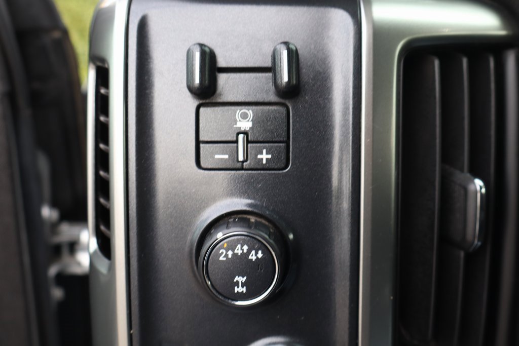 Used 2019 Chevrolet Silverado 2500 LTZ w/ Duramax Plus Package image 24