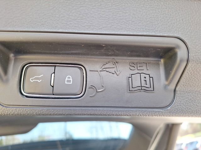 Certified 2023 Ford Explorer Limited w/ Hybrid Equipment Group 310A image 21