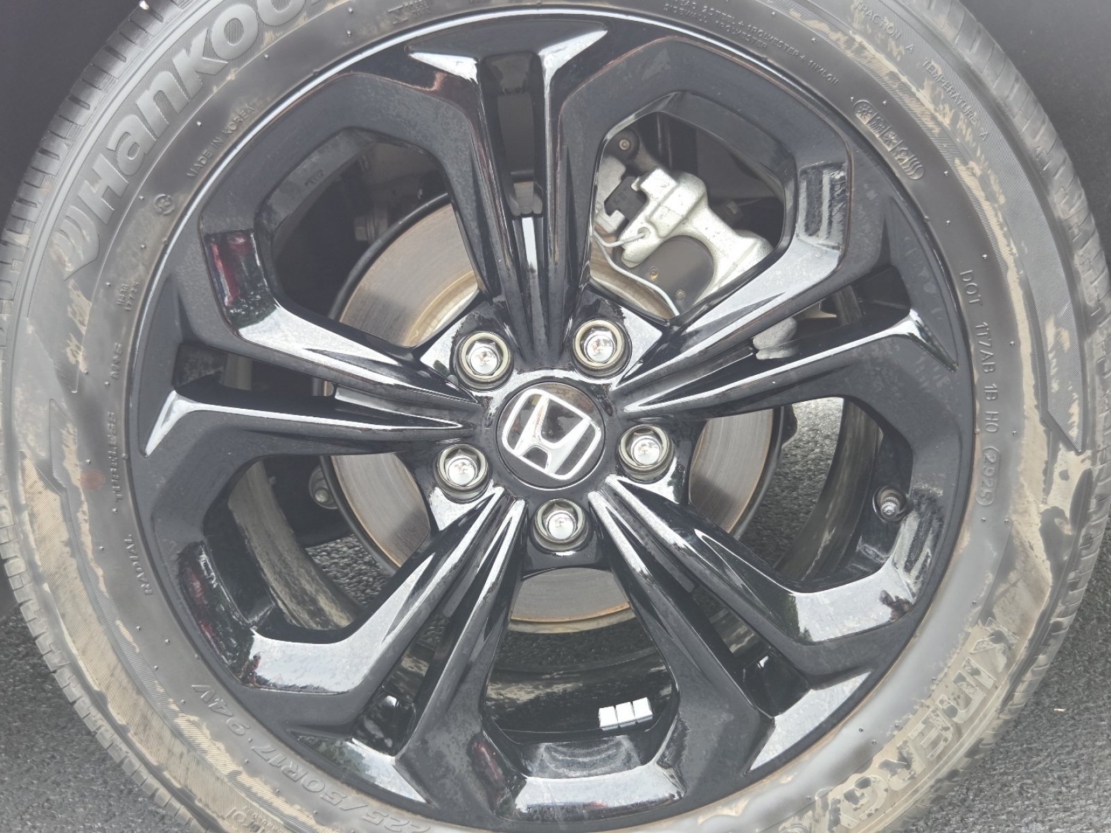 Used 2025 Honda Accord SE image 13