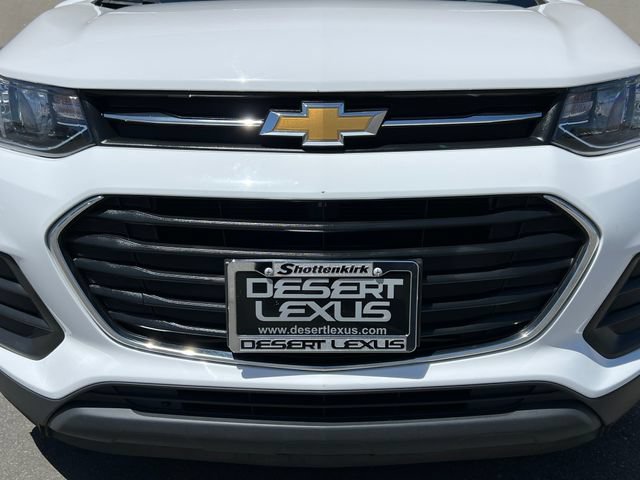 Used 2020 Chevrolet Trax LS w/ Tint and Cruise Package FWD image 4