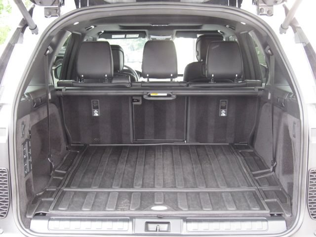 Used 2023 Land Rover Discovery S R-Dynamic AWD/4WD image 24