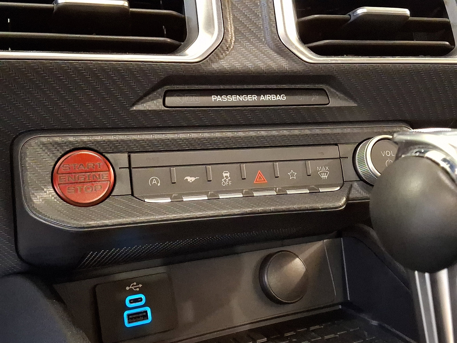 Used 2024 Ford Mustang GT Premium RWD image 19