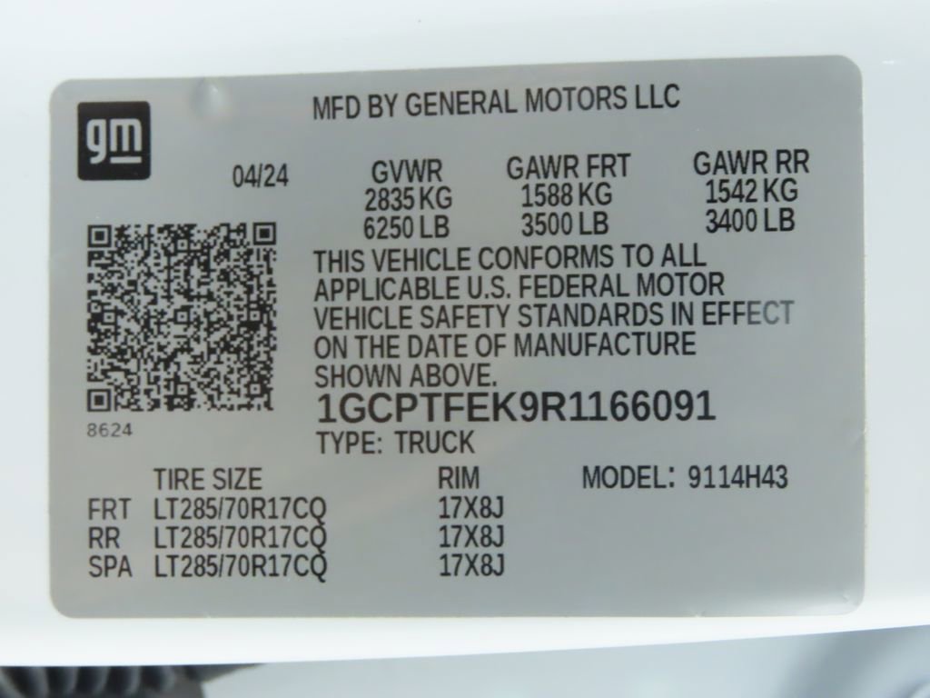 Used 2024 Chevrolet Colorado ZR2 w/ Technology Package image 35