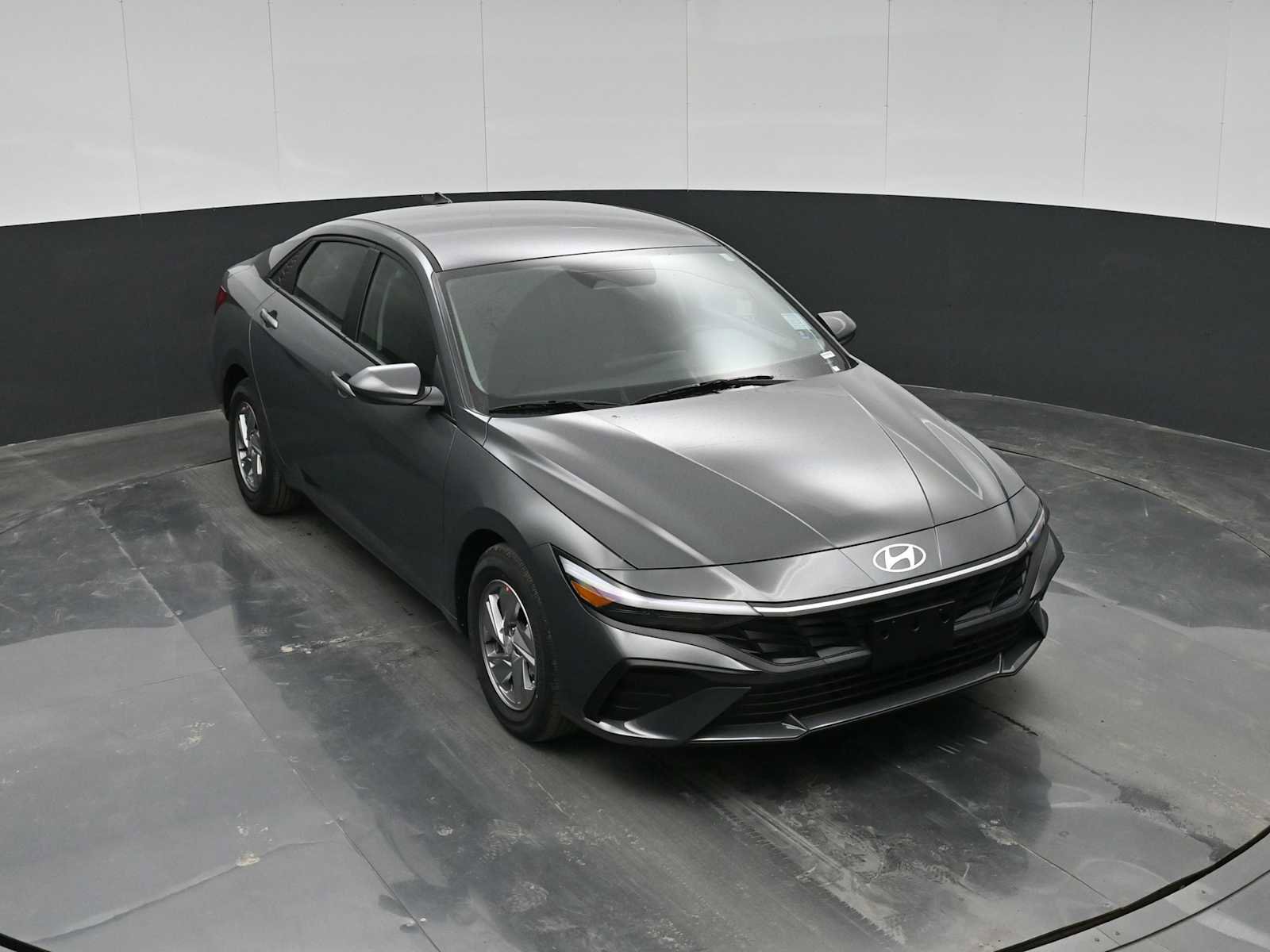 New 2026 Hyundai Elantra SE image 21