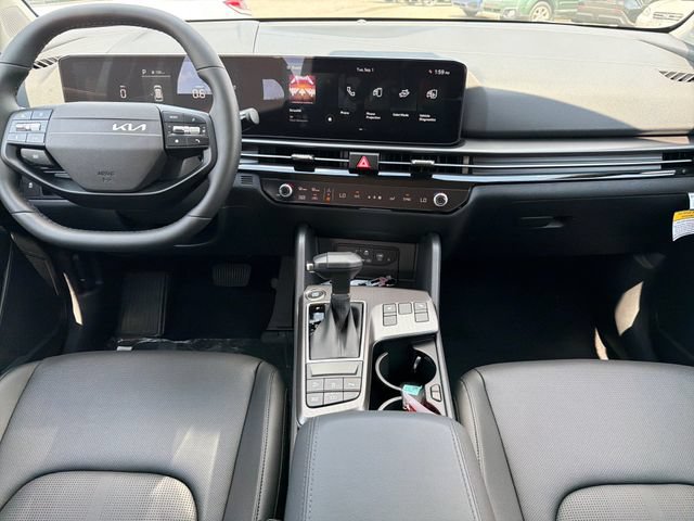 New 2026 Kia Sportage EX FWD image 9