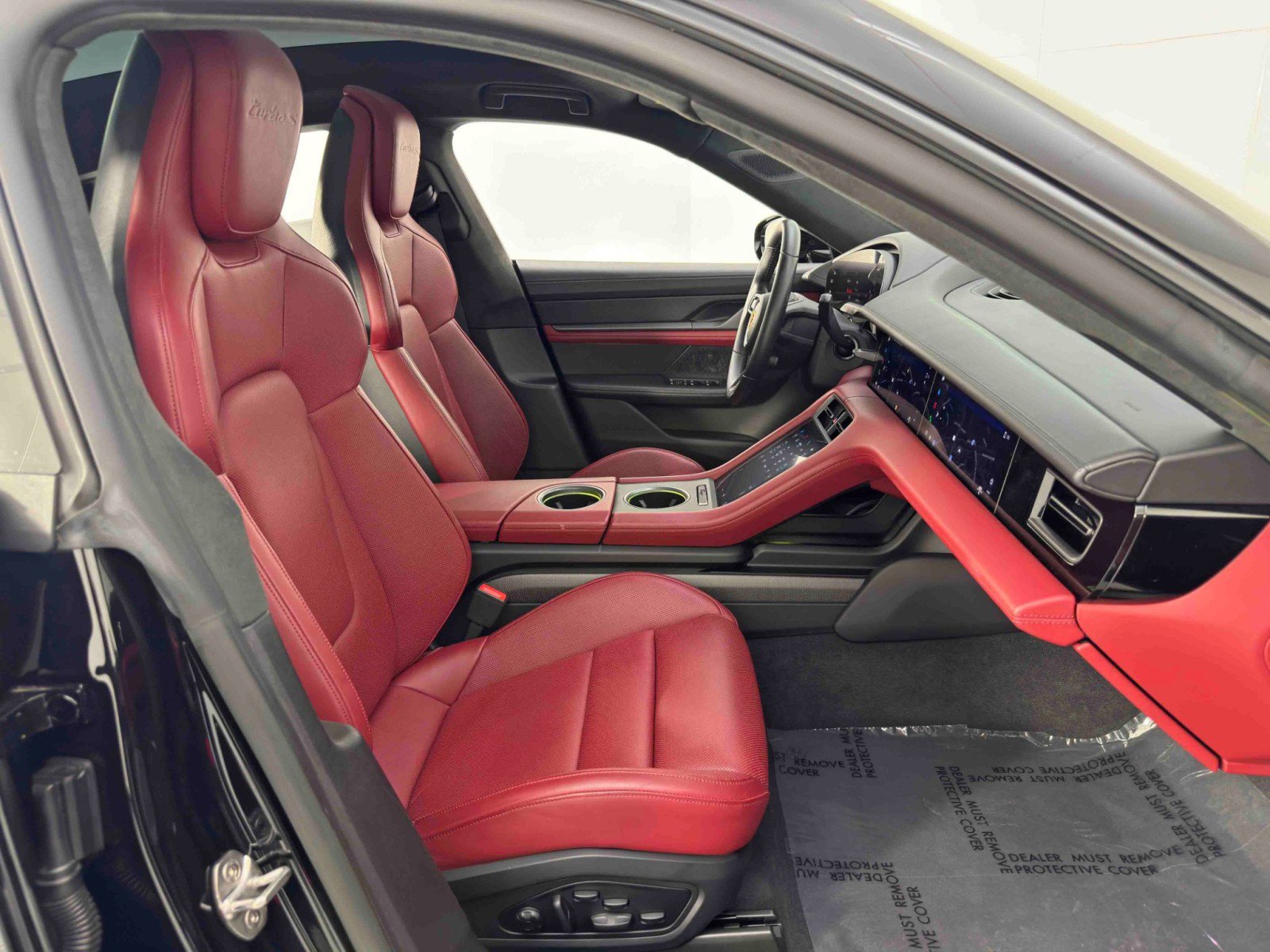 Used 2022 Porsche Taycan Turbo S image 16