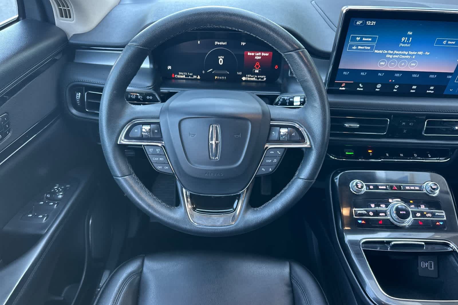 Used 2023 Lincoln Nautilus AWD w/ Premium Package image 14