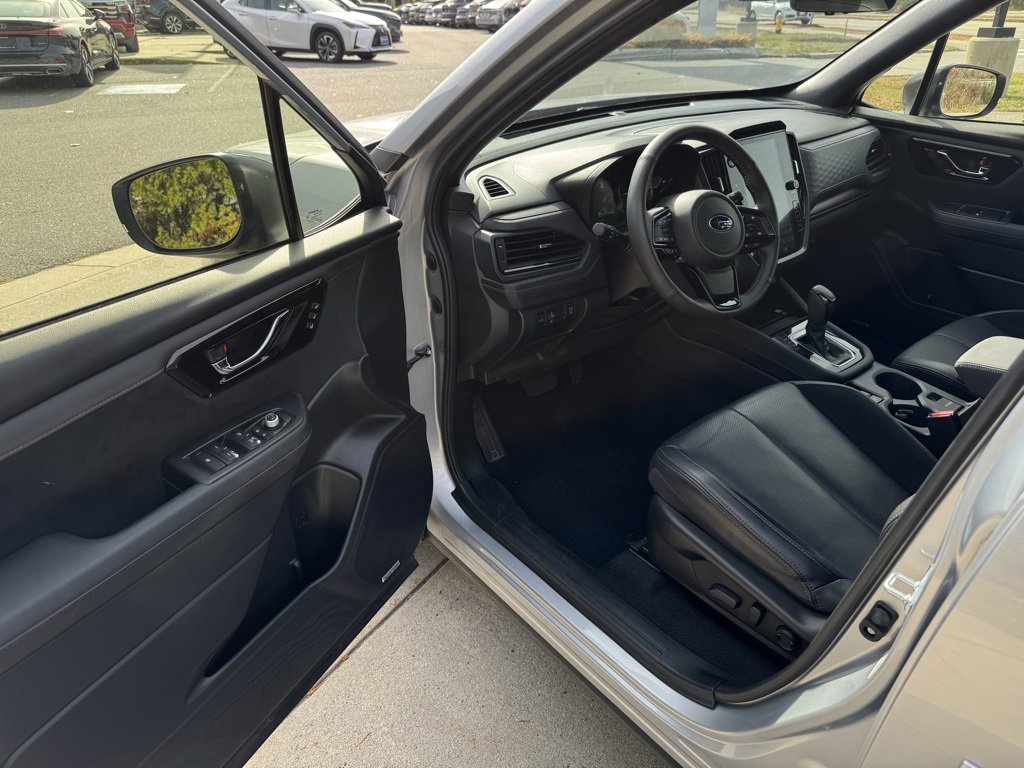Used 2025 Subaru Forester Touring image 16