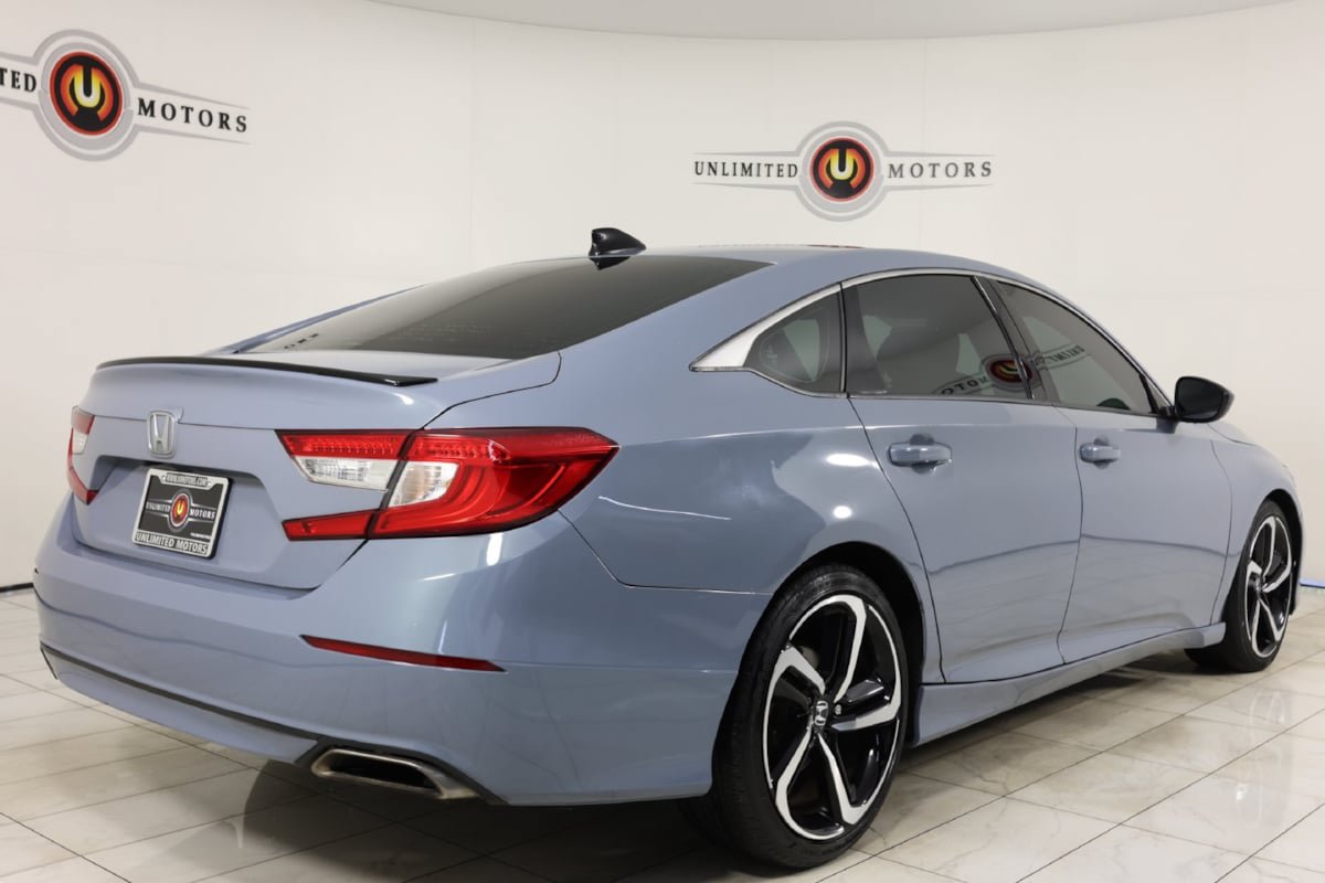 Used 2022 Honda Accord Sport image 3
