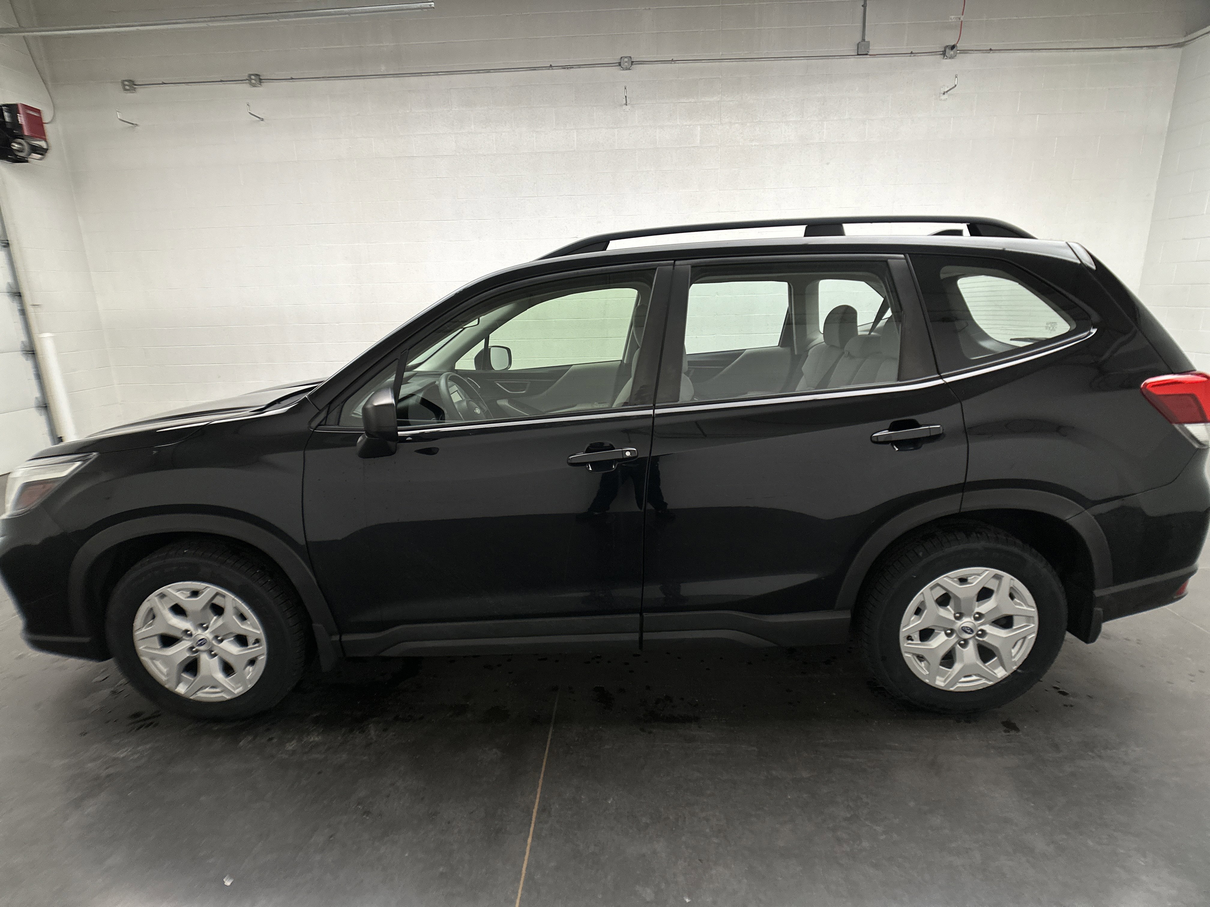 Used 2019 Subaru Forester w/ Alloy Wheel Package AWD/4WD image 5