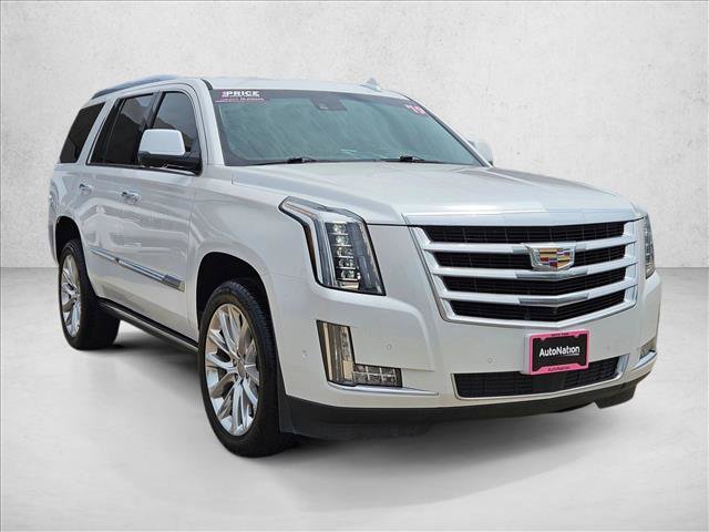 Used 2019 Cadillac Escalade Premium Luxury RWD image 2