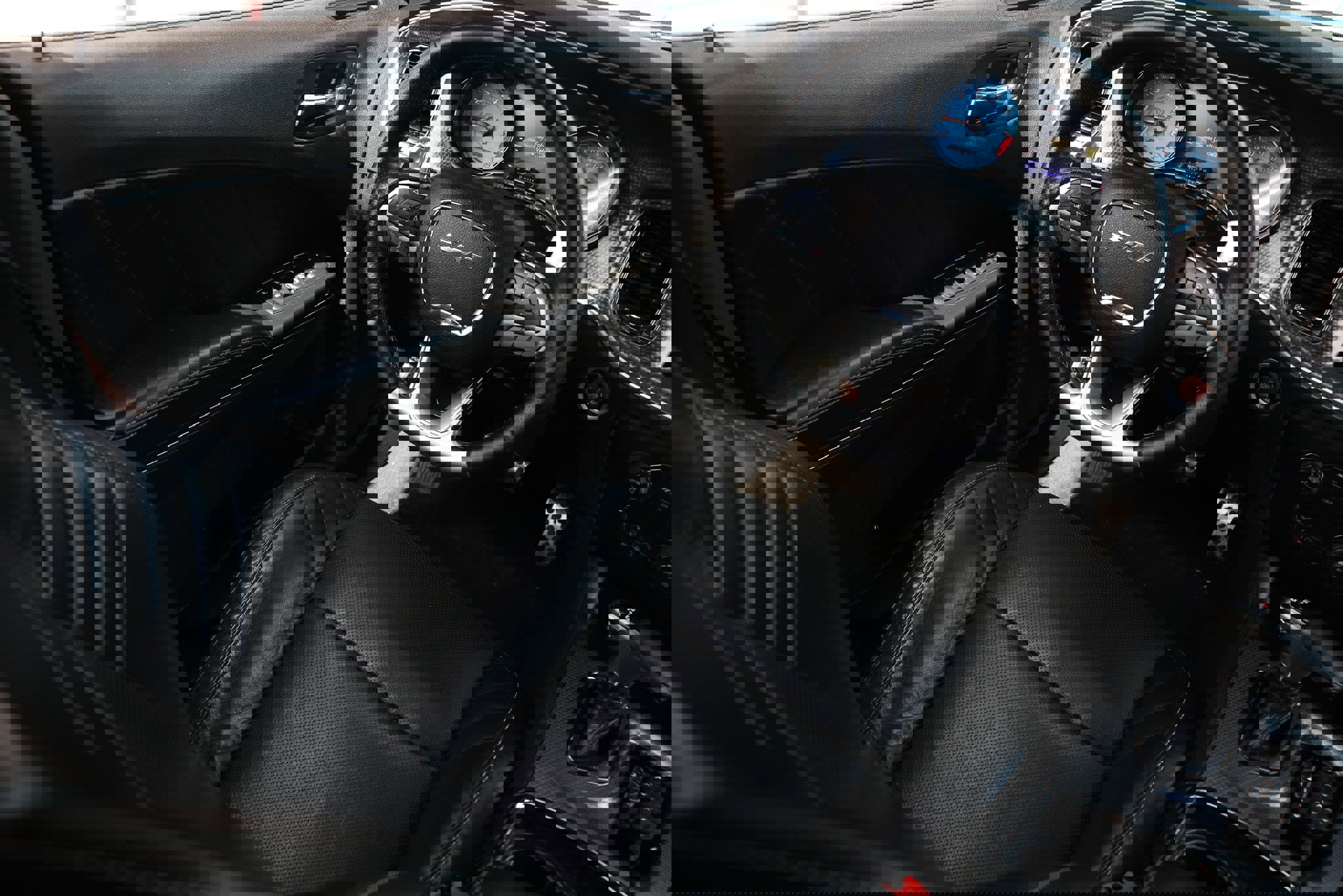 Used 2015 Dodge Charger SRT Hellcat w/ Laguna Leather Package image 25