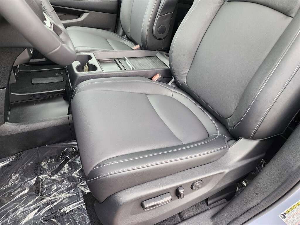 Used 2024 Honda Odyssey Touring image 26
