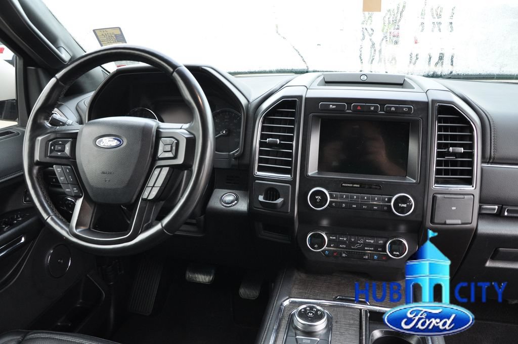 Used 2019 Ford Expedition Limited w/ Equipment Group 302A RWD image 19