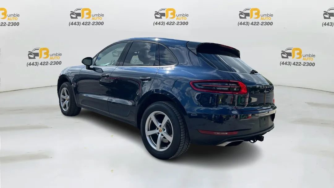 Used 2018 Porsche Macan Sport Edition AWD/4WD image 7