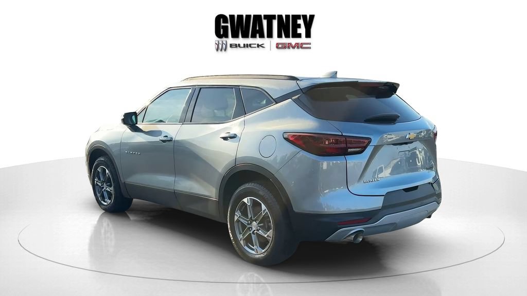 Used 2023 Chevrolet Blazer LT FWD image 7