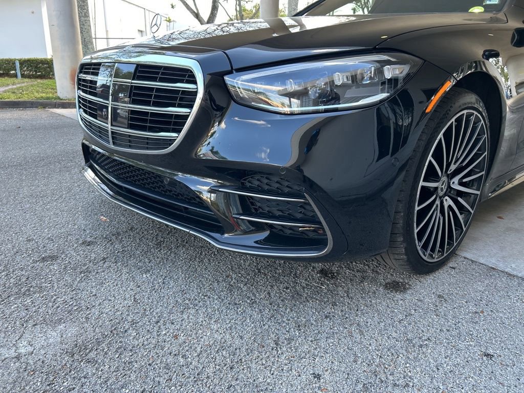 Used 2023 Mercedes-Benz S 500 4MATIC w/ AMG Line image 14