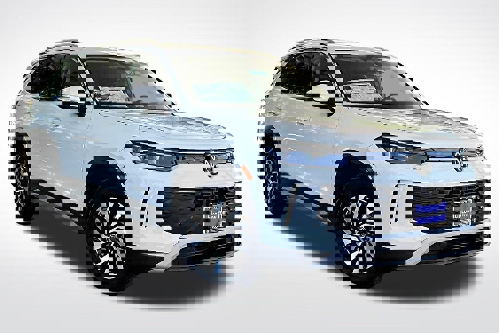 New 2025 Volkswagen Tiguan S image 12