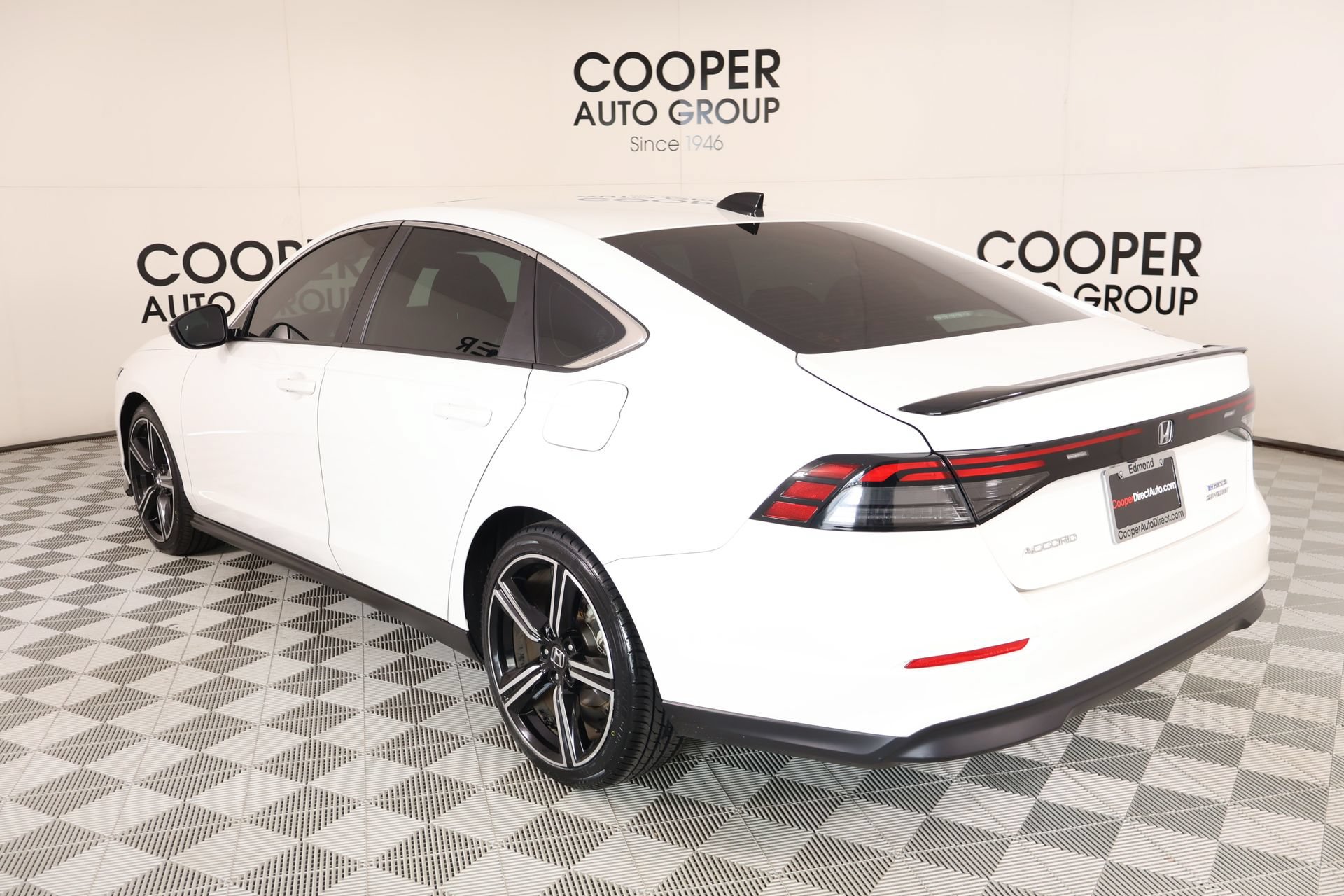 Used 2024 Honda Accord Sport image 22