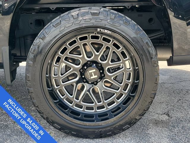 Used 2022 Chevrolet Silverado 1500 RST w/ Z71 Off-Road Package AWD/4WD image 9