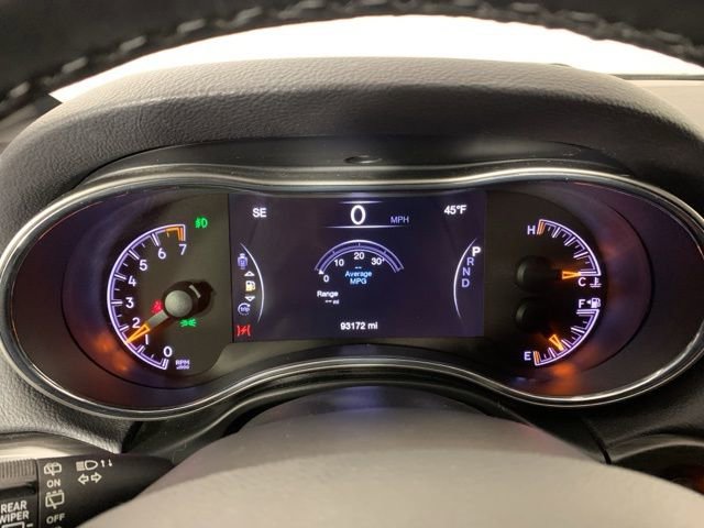 Used 2021 Jeep Grand Cherokee Laredo w/ Security & Convenience Group image 19