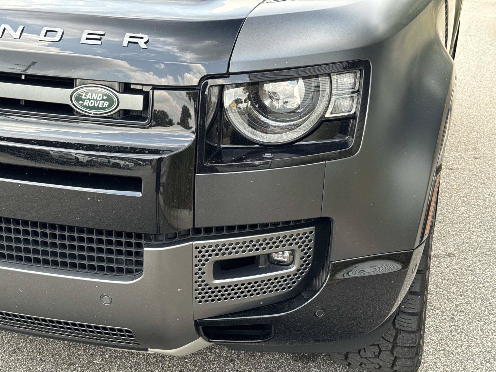 Certified 2024 Land Rover Defender 110 Carpathian Edition AWD/4WD image 9