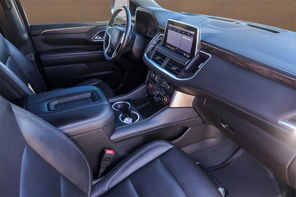 Used 2021 Chevrolet Suburban Z71 image 31