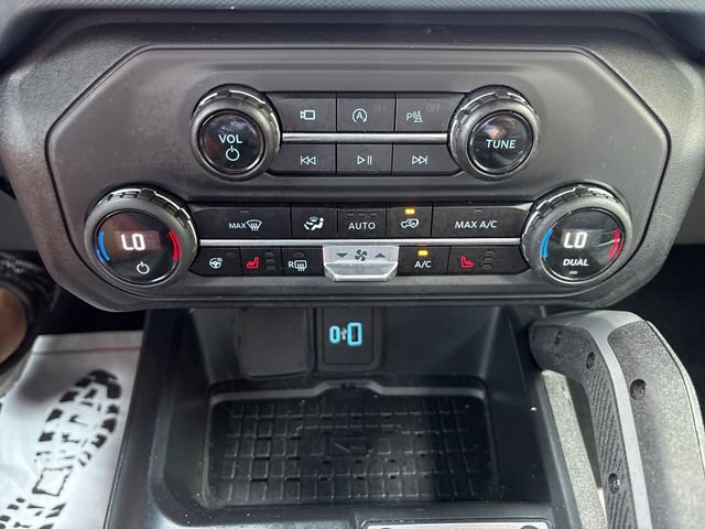 Used 2024 Ford Bronco Outer Banks AWD/4WD image 16