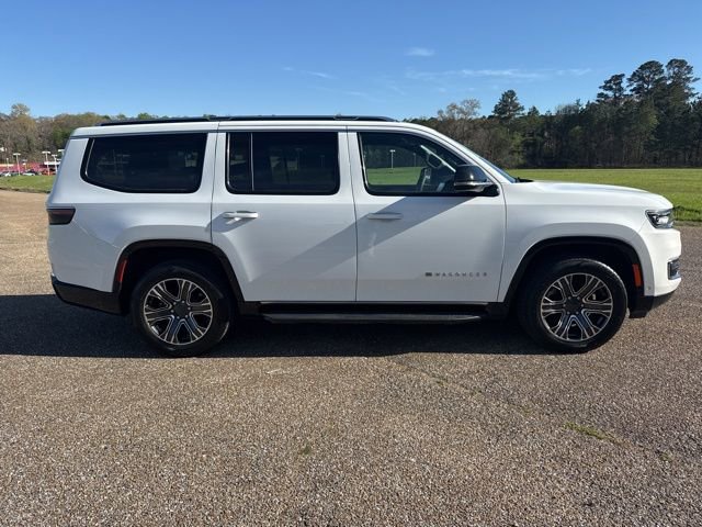 Used 2024 Jeep Wagoneer Series II w/ Flexible Seating Group image 7