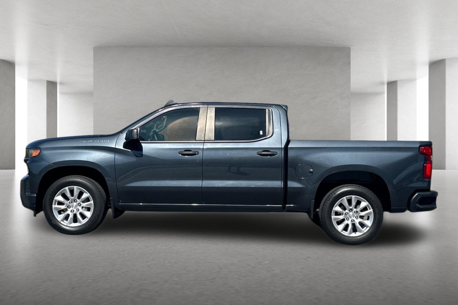 Used 2022 Chevrolet Silverado 1500 Custom RWD image 7