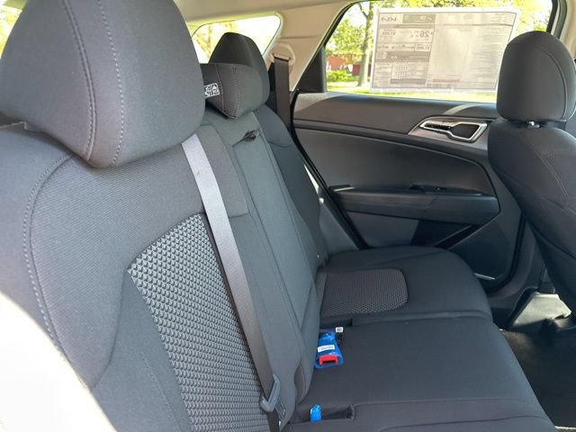New 2026 Kia Sportage LX AWD/4WD image 16