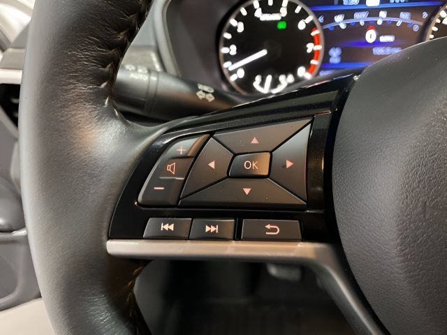Used 2023 Nissan Altima 2.5 SL AWD/4WD image 2