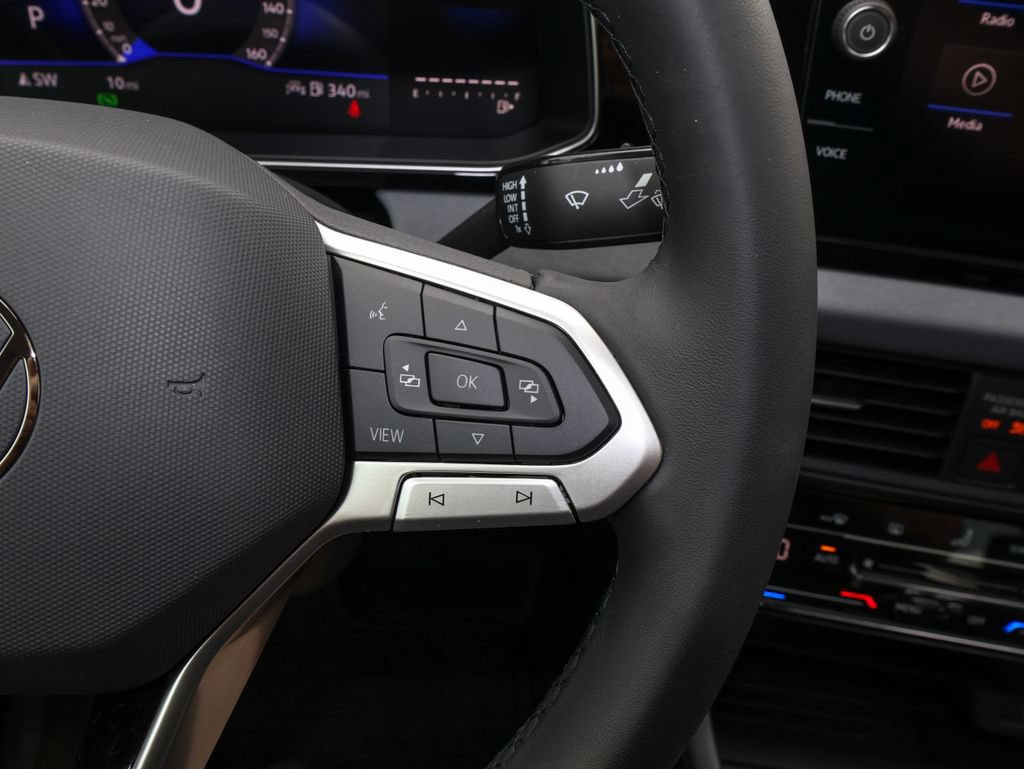 New 2026 Volkswagen Jetta SE FWD image 24