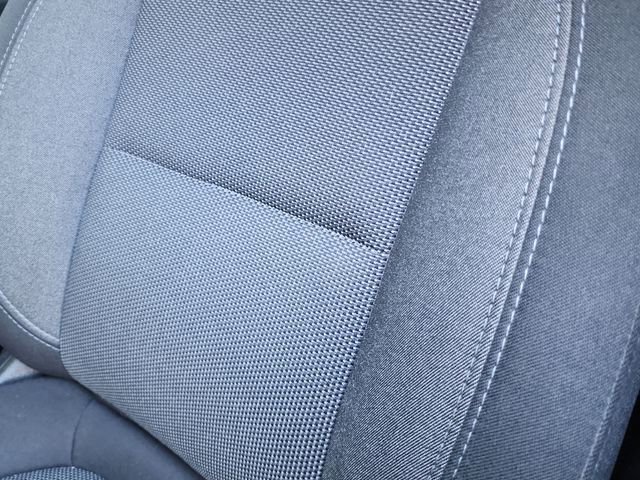 Used 2023 Chevrolet Traverse LT image 14