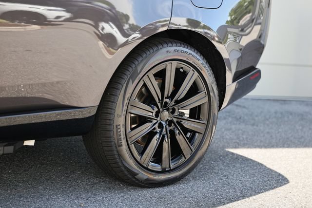 New 2026 Land Rover Range Rover SE AWD/4WD image 6